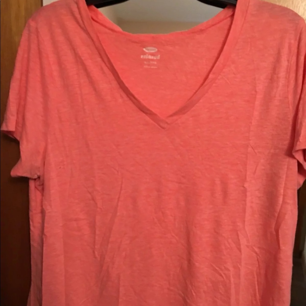 Women’s Old Navy Relaxed Fit vneck XXL
